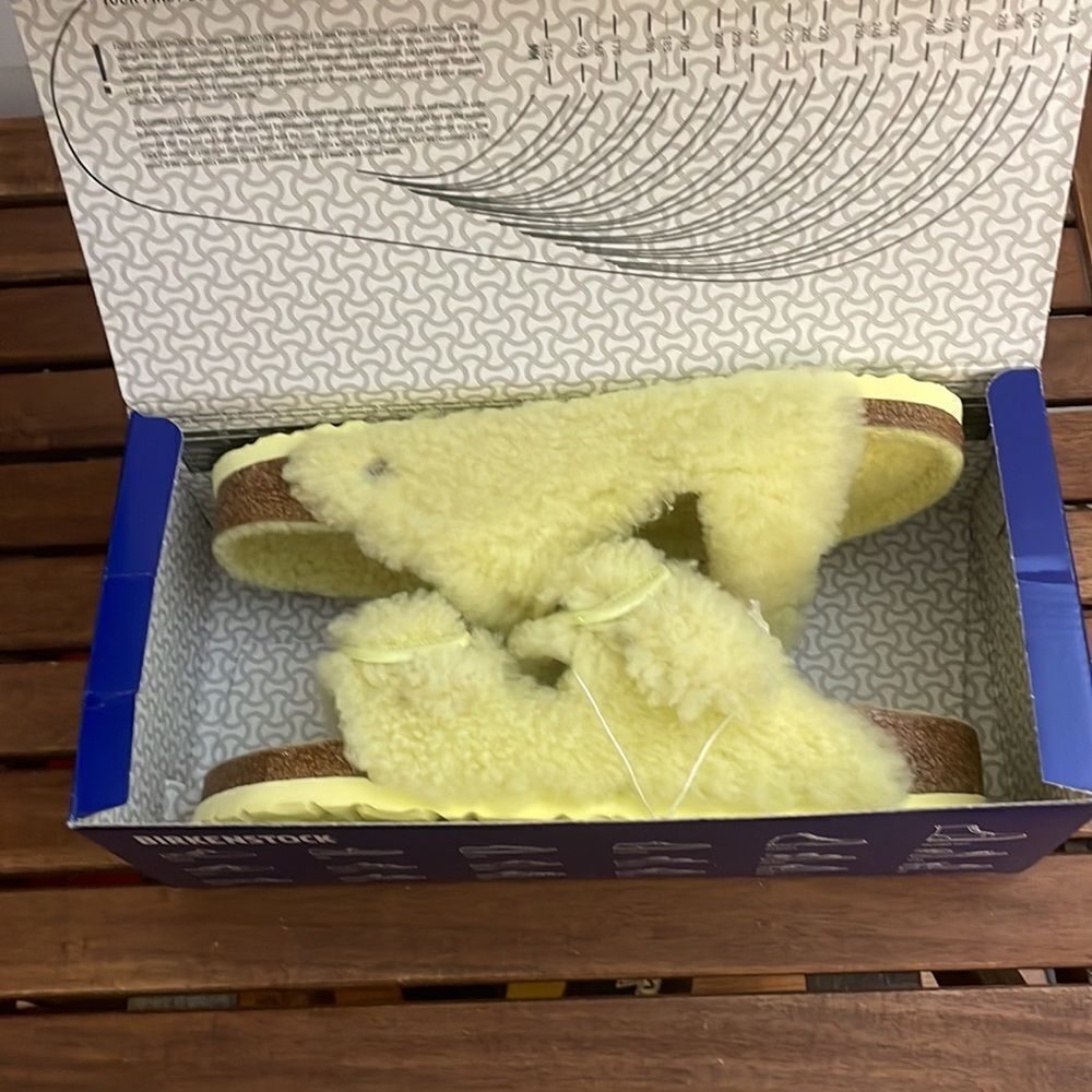 Birkenstock Arizona Big Buckle Shearling Sandals Yellow EU 39/US Women 8/UK 5.5 - Picture 9 of 12